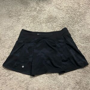 Pace Rival mid-rise skirt